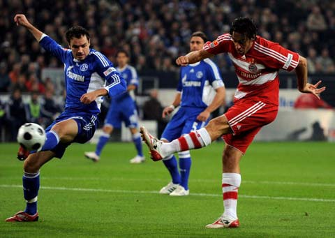 題層出不窮 題層出不窮